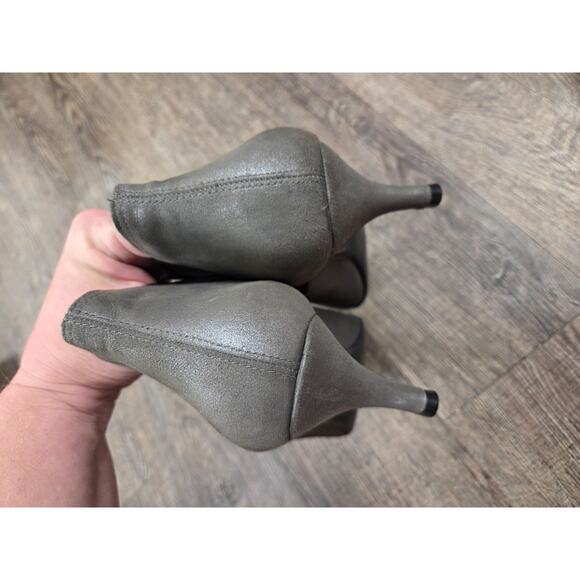 Pour La Victoire Alyssan Boots 9.5 Gray Silver Suede Heeled Pointed Toe Booties - Picture 4 of 9